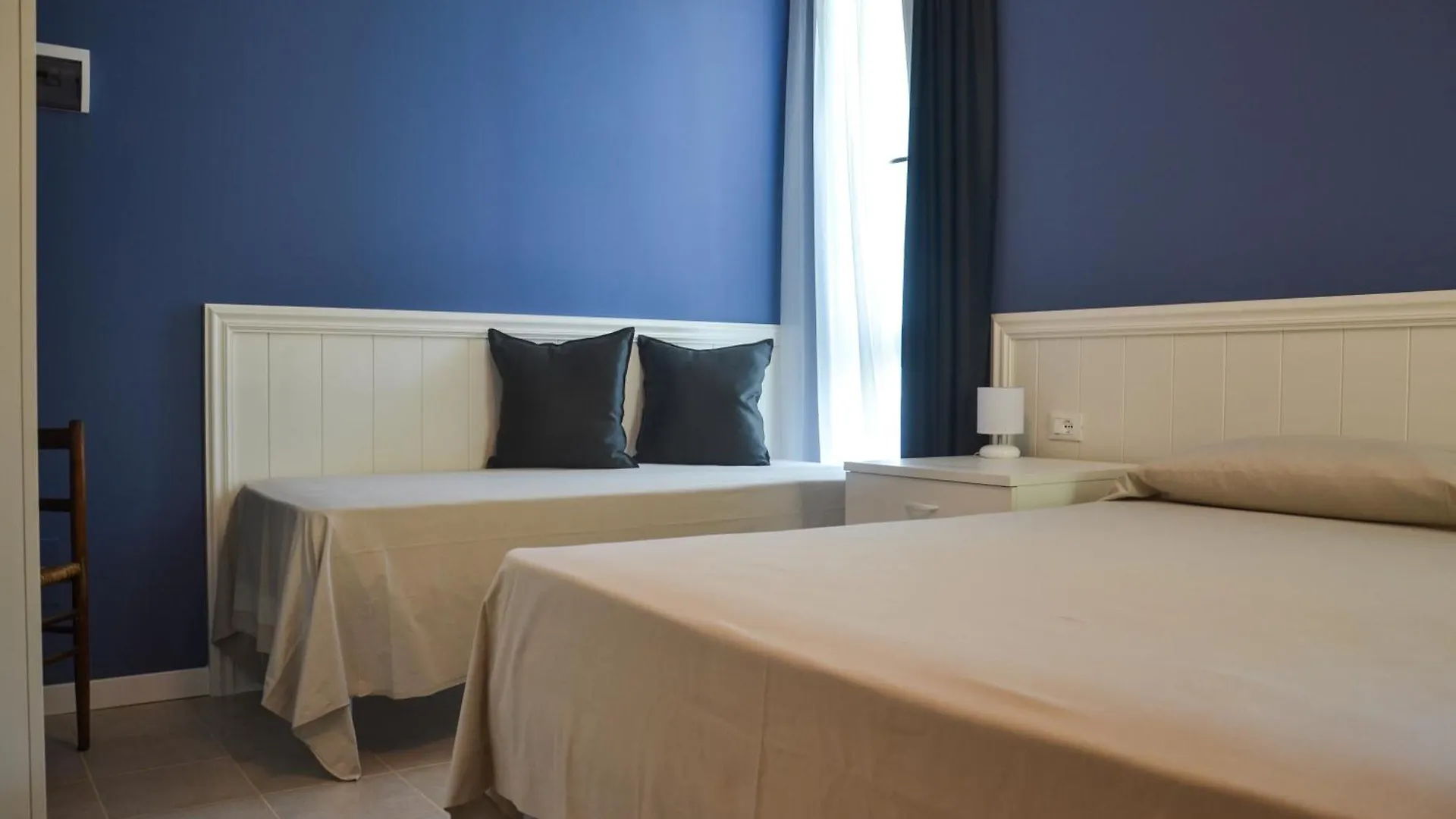 Hotel Maximilian Bardolino