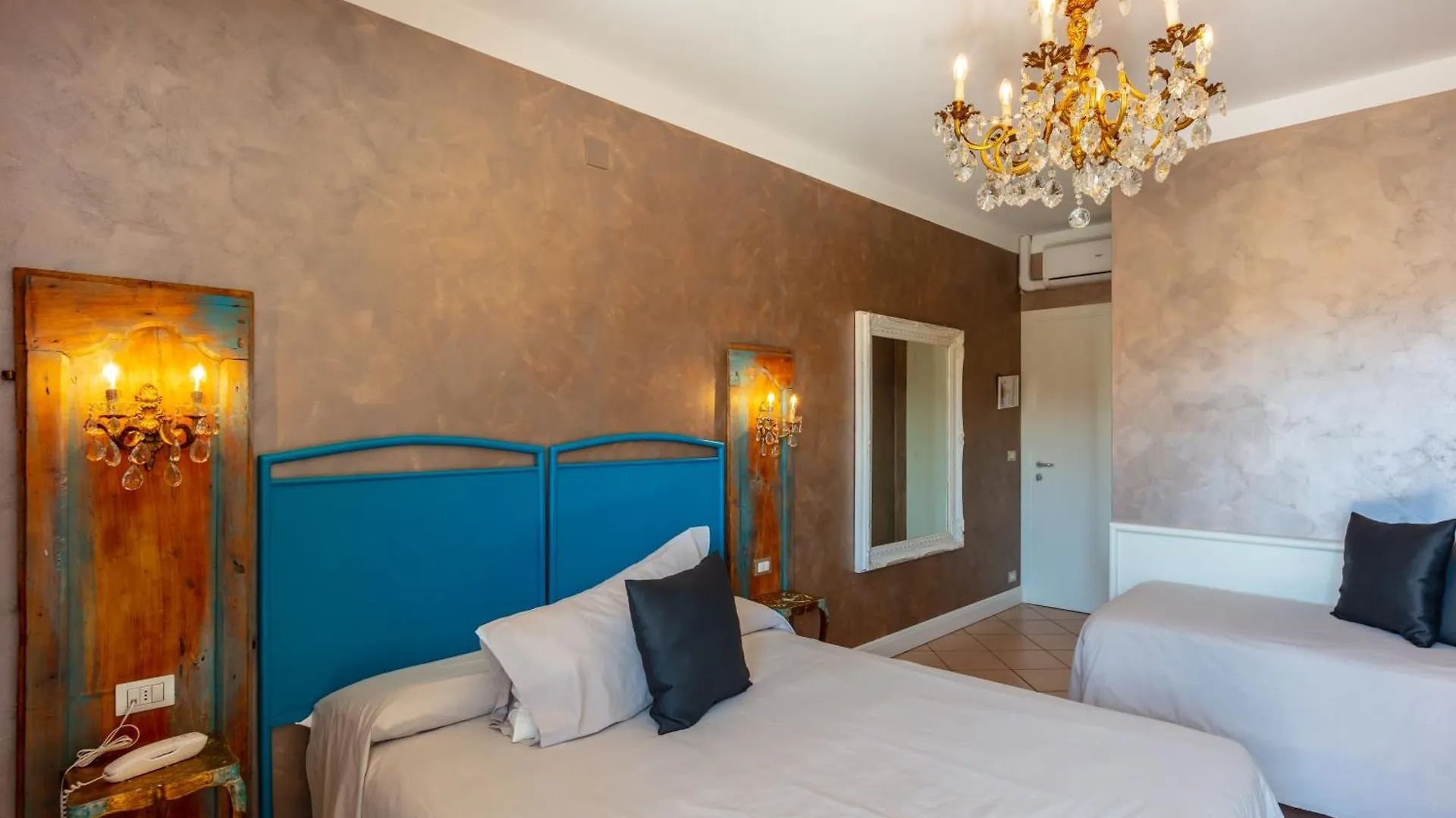 Hotel Maximilian Bardolino