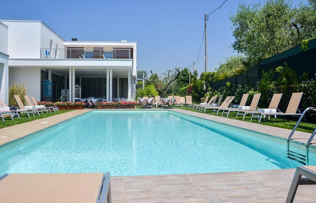 Hotel Maximilian Bardolino Italien