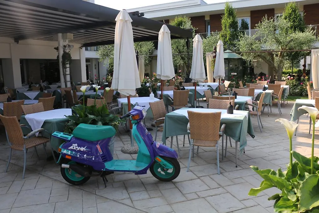 Hotel Maximilian Bardolino