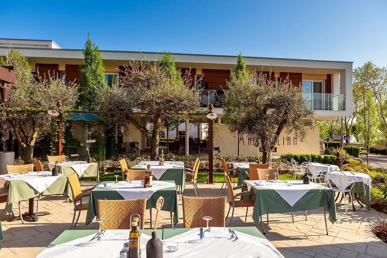 Hotel Maximilian Bardolino